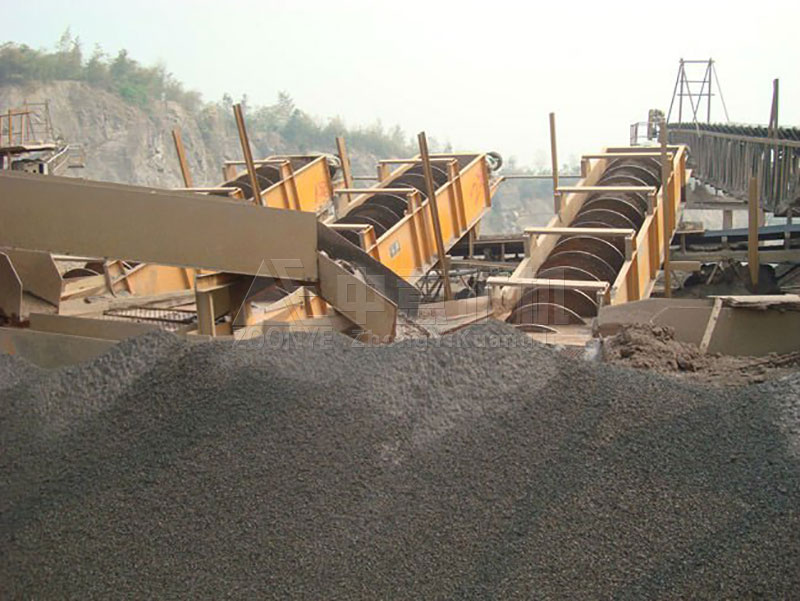 螺旋洗砂機現(xiàn)場1