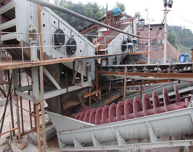 螺旋洗砂機現(xiàn)場2