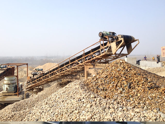 湖北隨州時產500噸河卵石生產線現場