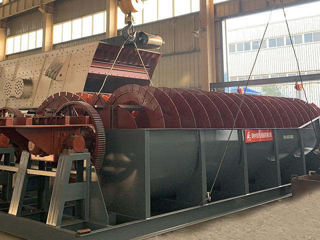 大型雙螺旋洗砂機深受砂石廠客戶的青睞