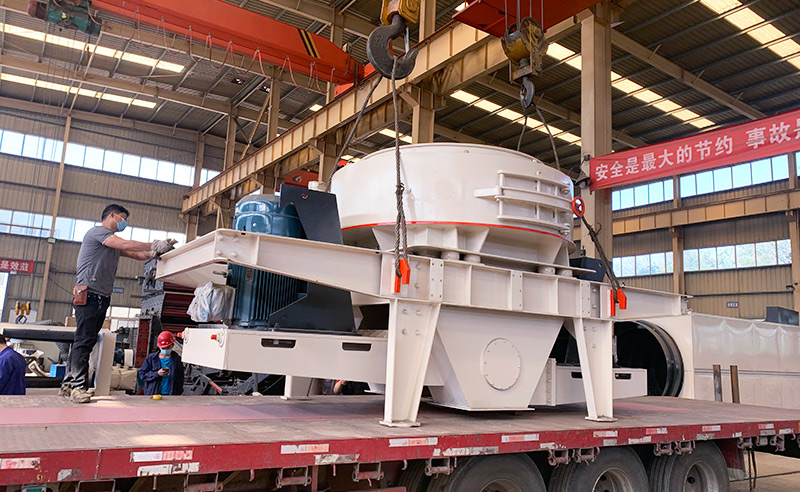 VSI制砂機發往廣西