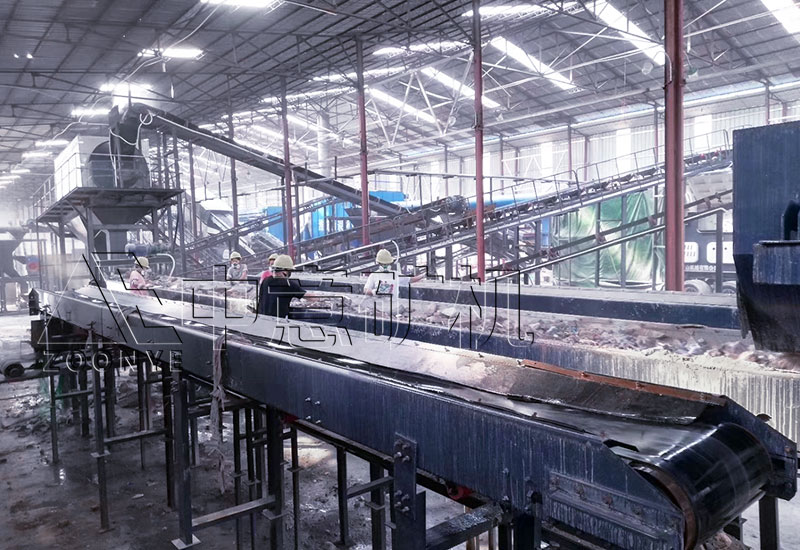 廣州環(huán)保固廢建筑裝修垃圾粉碎再生利用項(xiàng)目現(xiàn)場(chǎng)