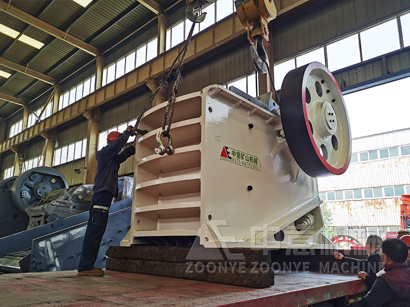 建筑磚瓦等廢料處理設備破碎機實地工廠圖片